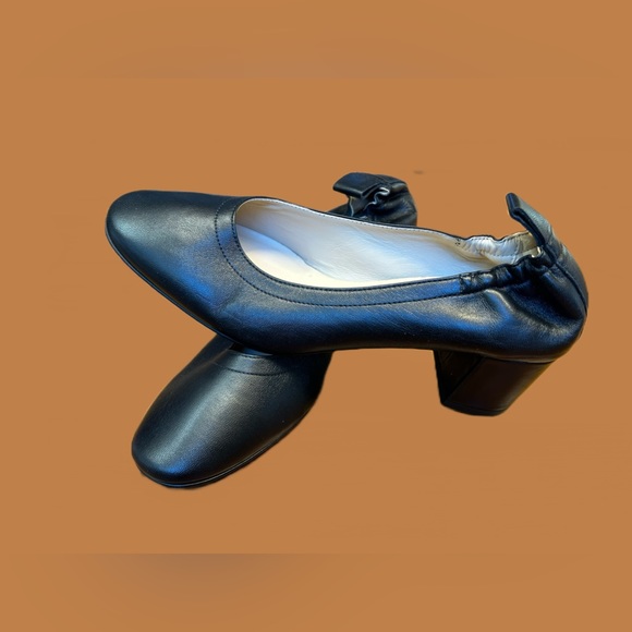 NWOB Everlane The Italian Nappa Leather Day Heel in Black, Size 7 - Picture 11 of 16